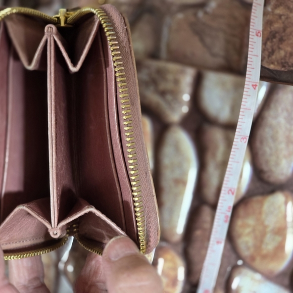 Miu miu 4x3 wallet - Picture 10 of 14